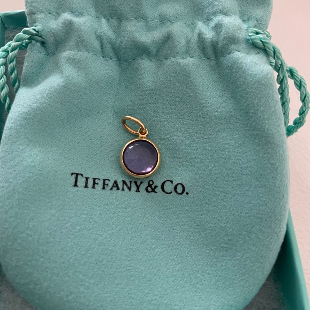 Tiffany & Co 18k‎ yellow gold and amethyst dot charm/ pendant